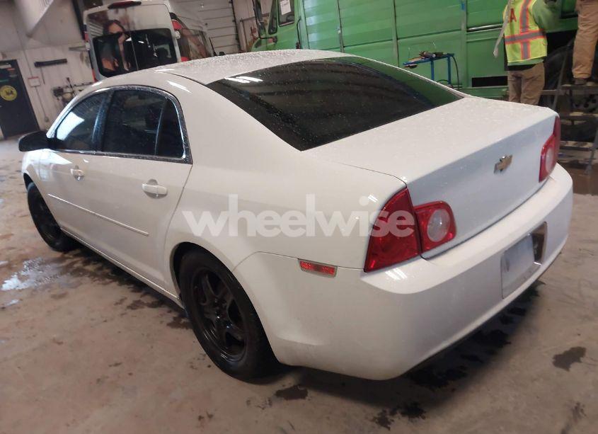 Photo 3 of 2009 Chevrolet Malibu LS (VIN 1G1ZG57B09F214822)