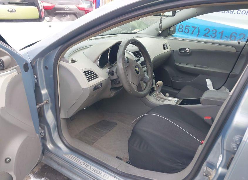 Photo 5 of 2009 Chevrolet Malibu LS (VIN 1G1ZG57B194231950)