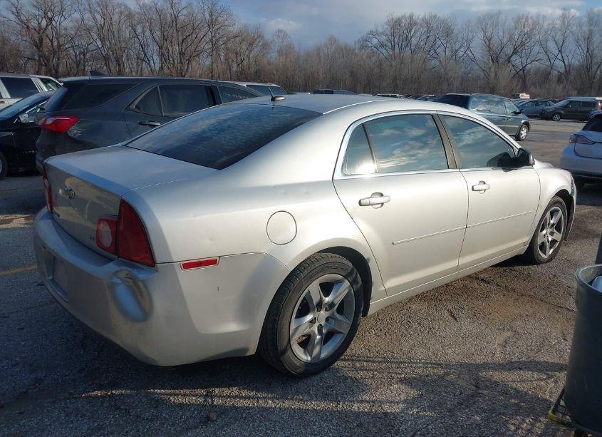 Photo 4 of 2009 Chevrolet Malibu LS (VIN 1G1ZG57B19F158907)