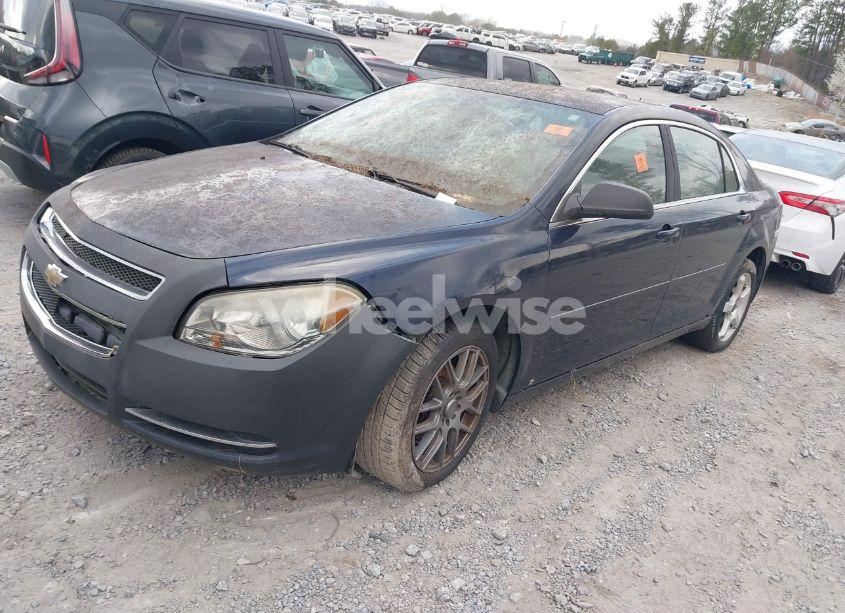 Photo 2 of 2009 Chevrolet Malibu LS (VIN 1G1ZG57B19F229684)