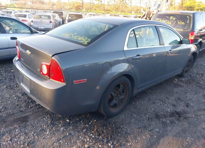 Photo 4 of 2009 Chevrolet Malibu LS (VIN 1G1ZG57B29F101695)