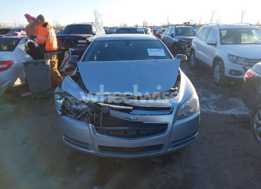 Photo 12 of 2009 Chevrolet Malibu LS (VIN 1G1ZG57B29F223179)