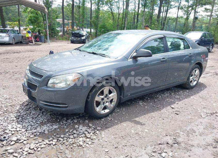 Photo 2 of 2009 Chevrolet Malibu LS (VIN 1G1ZG57B29F246896)