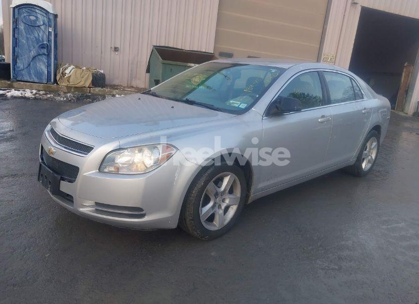 Photo 2 of 2009 Chevrolet Malibu LS (VIN 1G1ZG57B394174862)