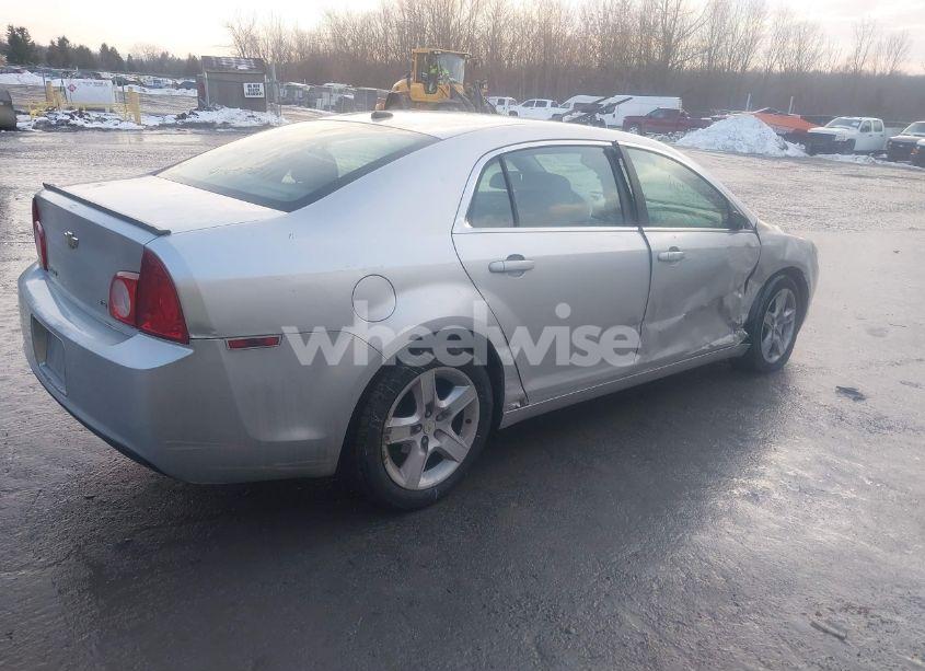 Photo 4 of 2009 Chevrolet Malibu LS (VIN 1G1ZG57B394174862)