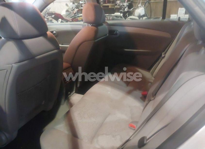 Photo 8 of 2009 Chevrolet Malibu LS (VIN 1G1ZG57B394174862)