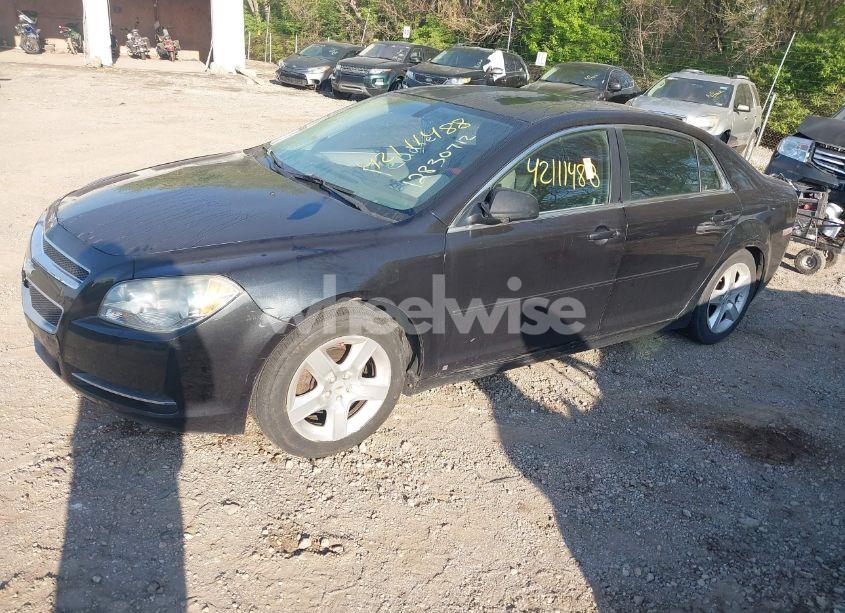 Photo 2 of 2009 Chevrolet Malibu LS (VIN 1G1ZG57B394185344)