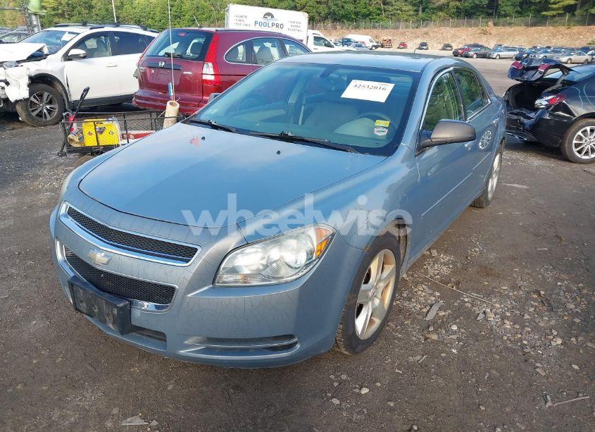 Photo 2 of 2009 Chevrolet Malibu LS (VIN 1G1ZG57B394185540)