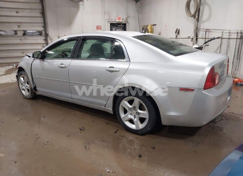 Photo 3 of 2009 Chevrolet Malibu LS (VIN 1G1ZG57B394229519)
