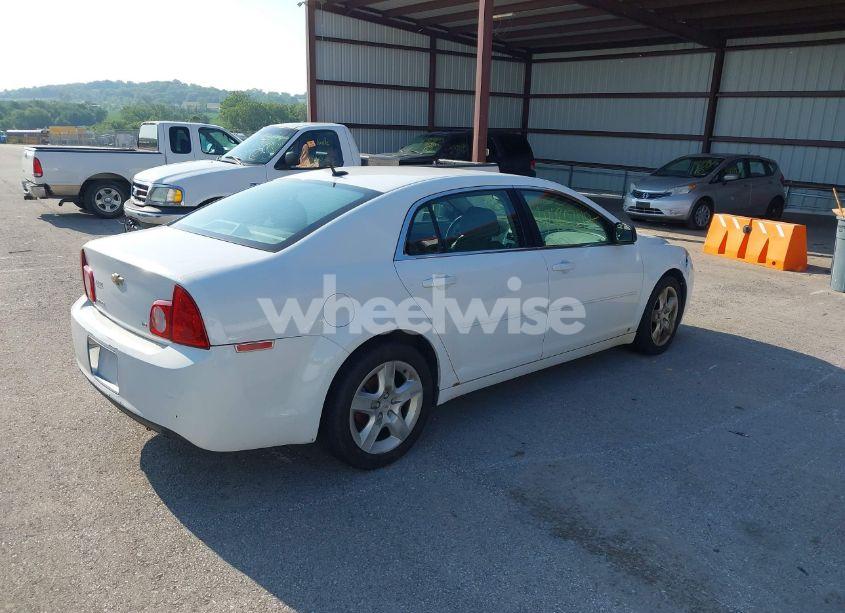 Photo 4 of 2009 Chevrolet Malibu LS (VIN 1G1ZG57B39F168127)