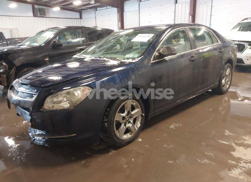 Photo 2 of 2009 Chevrolet Malibu LS (VIN 1G1ZG57B39F227502)