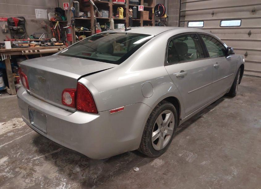 Photo 4 of 2009 Chevrolet Malibu LS (VIN 1G1ZG57B494157536)