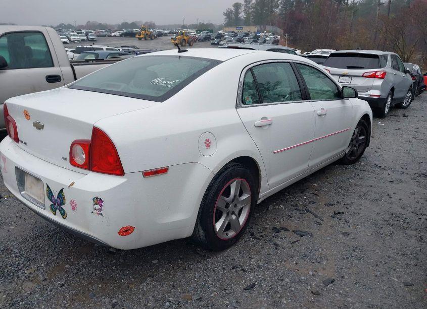 Photo 4 of 2009 Chevrolet Malibu LS (VIN 1G1ZG57B49F126100)