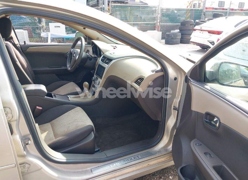 Photo 5 of 2009 Chevrolet Malibu LS (VIN 1G1ZG57B594207084)