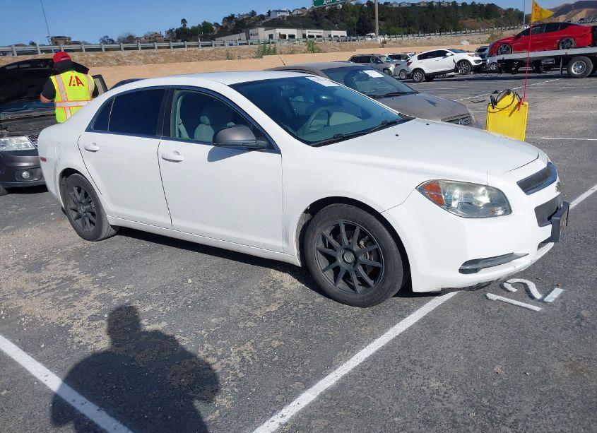 2009 Chevrolet Malibu LS (VIN 1G1ZG57B59F147232) main photo