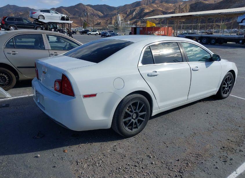 Photo 4 of 2009 Chevrolet Malibu LS (VIN 1G1ZG57B59F147232)