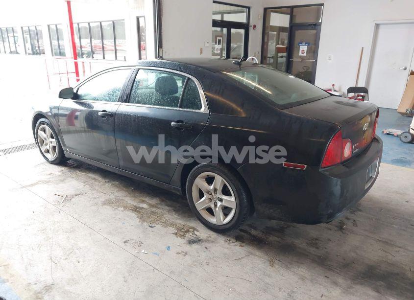 Photo 3 of 2009 Chevrolet Malibu LS (VIN 1G1ZG57B59F184572)