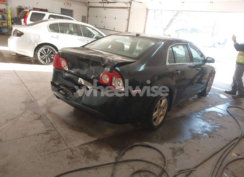 Photo 4 of 2009 Chevrolet Malibu LS (VIN 1G1ZG57B59F184880)