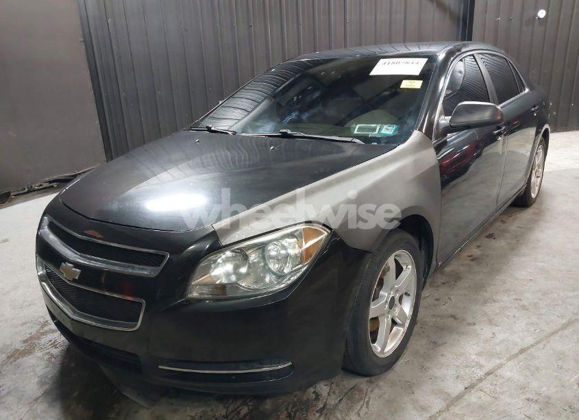 Photo 2 of 2009 Chevrolet Malibu LS (VIN 1G1ZG57B59F259576)