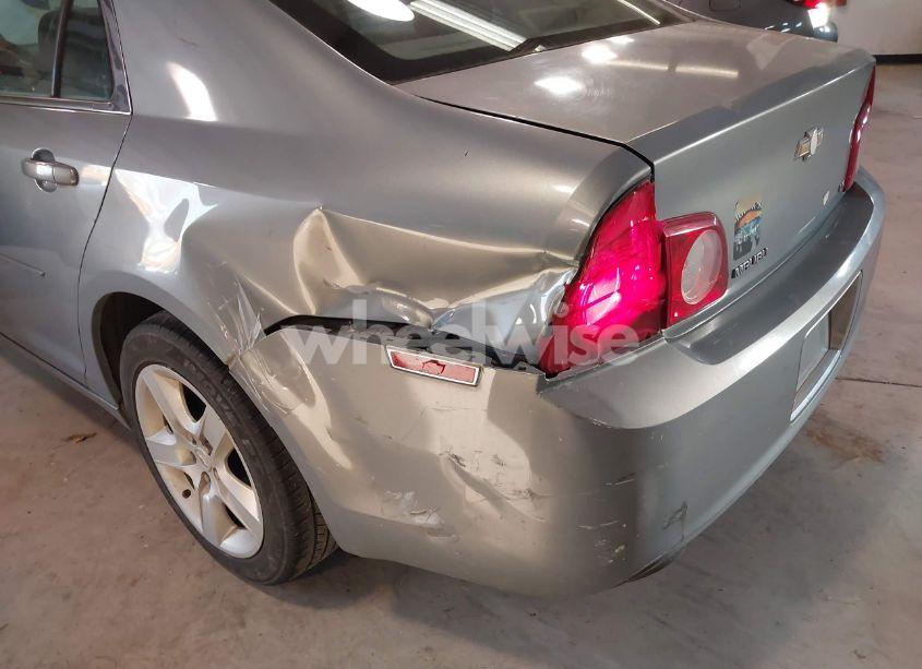 Photo 12 of 2009 Chevrolet Malibu LS (VIN 1G1ZG57B694154993)