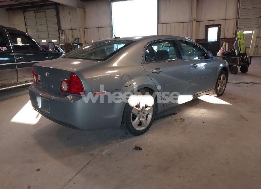 Photo 4 of 2009 Chevrolet Malibu LS (VIN 1G1ZG57B694154993)