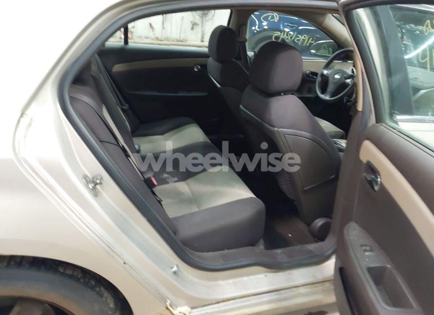 Photo 8 of 2009 Chevrolet Malibu LS (VIN 1G1ZG57B694163581)