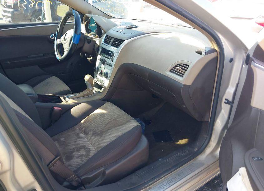 Photo 5 of 2009 Chevrolet Malibu LS (VIN 1G1ZG57B69F179672)