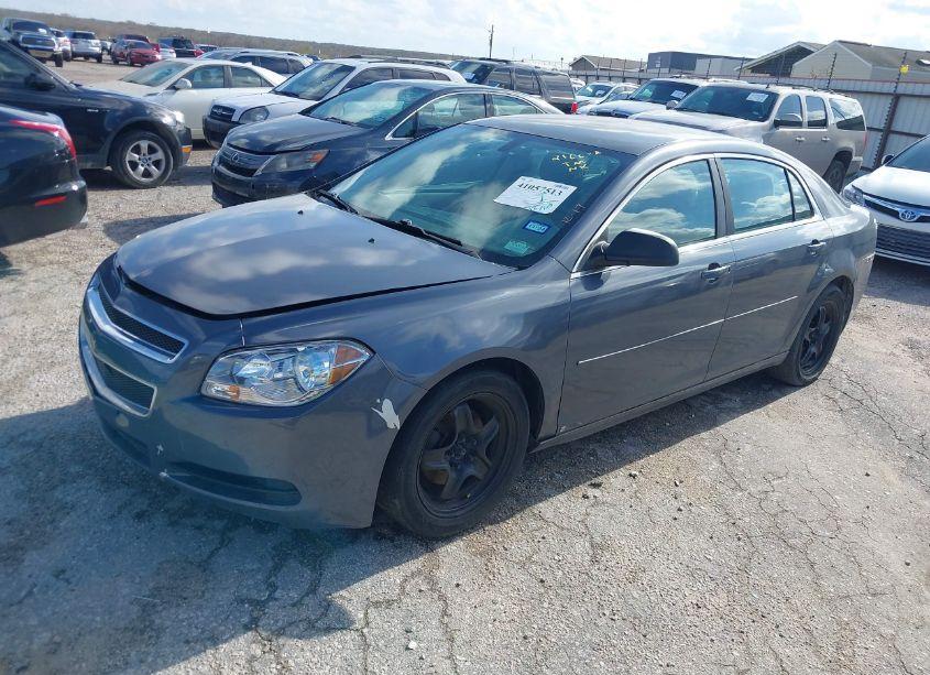 Photo 2 of 2009 Chevrolet Malibu LS (VIN 1G1ZG57B69F236078)
