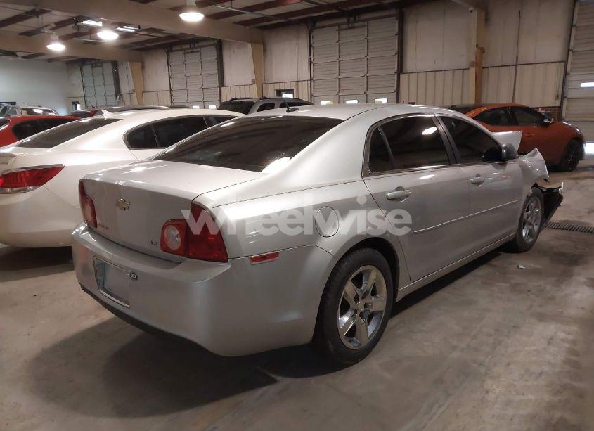 Photo 4 of 2009 Chevrolet Malibu LS (VIN 1G1ZG57B794144926)