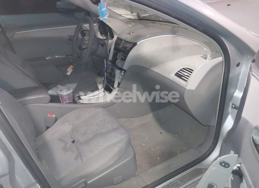 Photo 5 of 2009 Chevrolet Malibu LS (VIN 1G1ZG57B794144926)