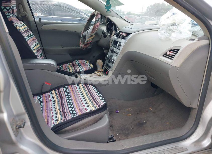 Photo 5 of 2009 Chevrolet Malibu LS (VIN 1G1ZG57B79F193855)