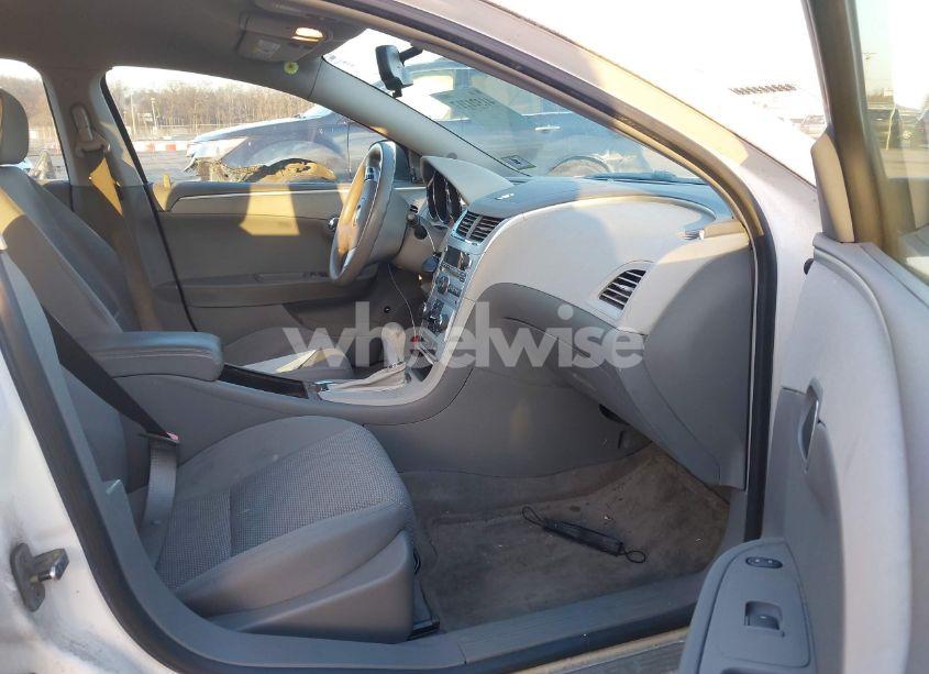 Photo 5 of 2008 Chevrolet Malibu LS (VIN 1G1ZG57B88F172107)