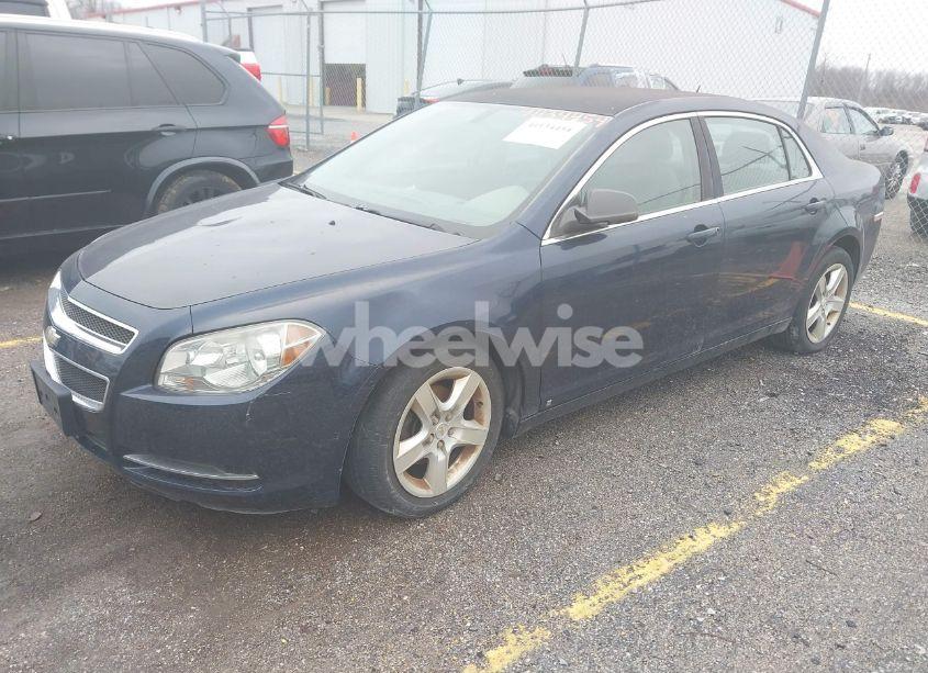 Photo 2 of 2009 Chevrolet Malibu LS (VIN 1G1ZG57B894168300)