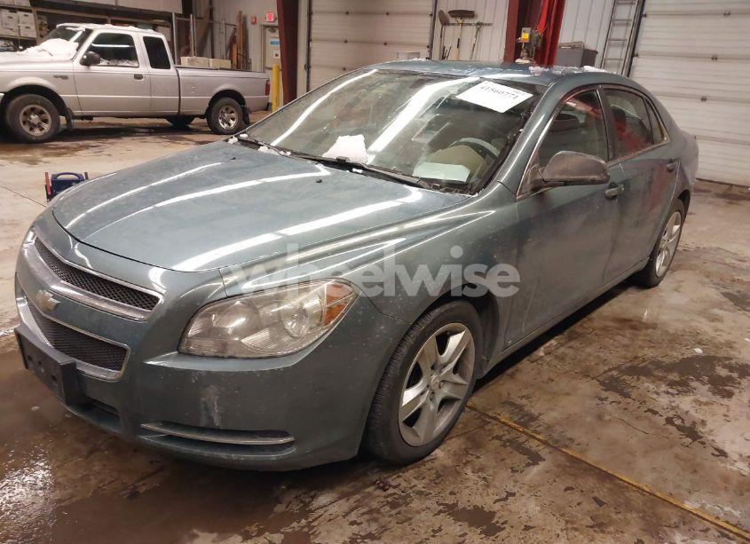 Photo 2 of 2009 Chevrolet Malibu LS (VIN 1G1ZG57B894206348)