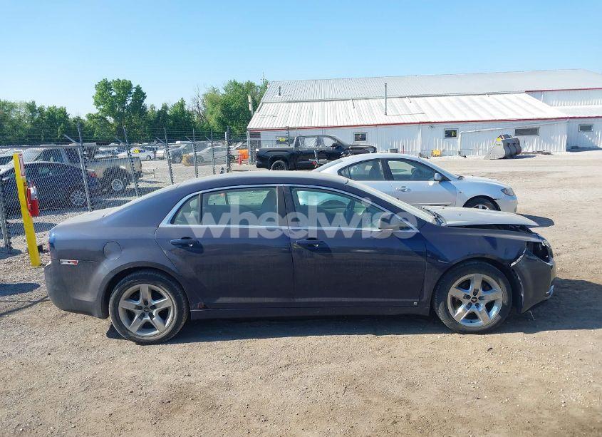 Photo 14 of 2009 Chevrolet Malibu LS (VIN 1G1ZG57BX9F210812)