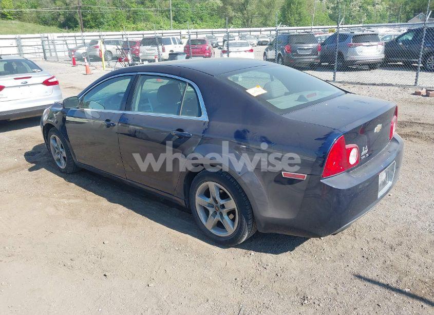 Photo 3 of 2009 Chevrolet Malibu LS (VIN 1G1ZG57BX9F210812)