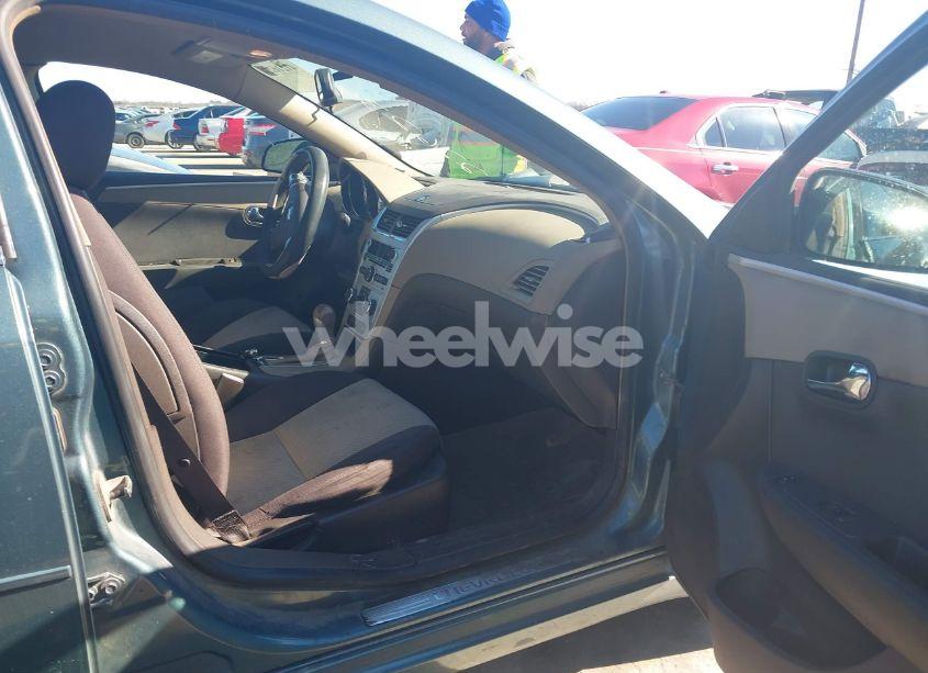 Photo 5 of 2009 Chevrolet Malibu LS (VIN 1G1ZG57BX9F226234)