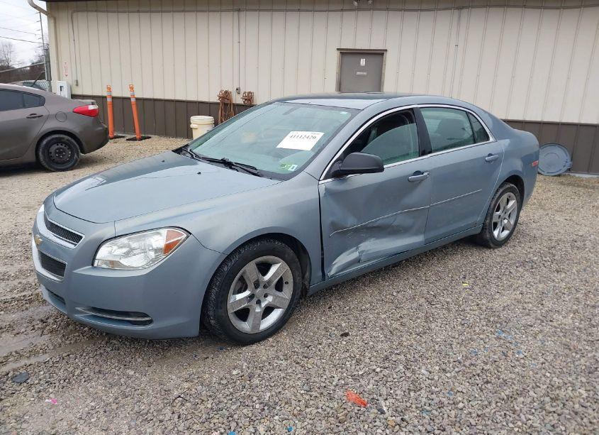 Photo 2 of 2009 Chevrolet Malibu LS (VIN 1G1ZG57K294267291)