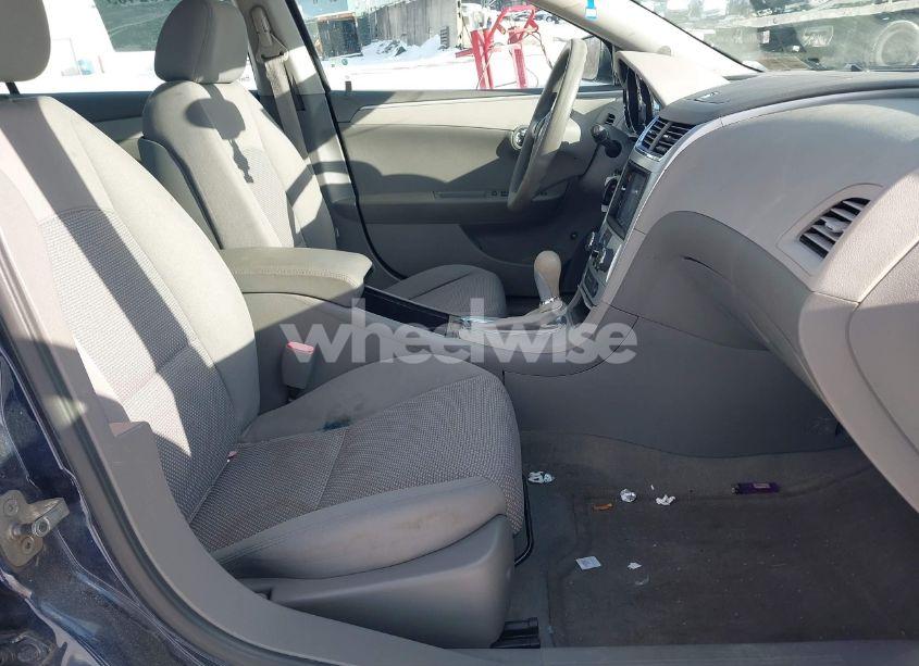 Photo 5 of 2009 Chevrolet Malibu LS (VIN 1G1ZG57N294269262)