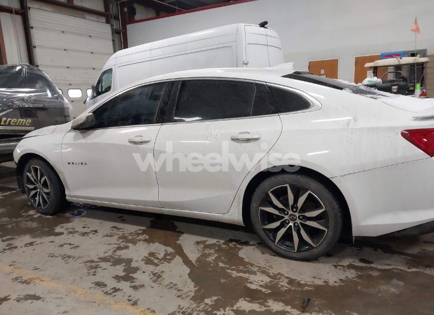 Photo 15 of 2020 Chevrolet Malibu FWD RS (VIN 1G1ZG5ST0LF078327)