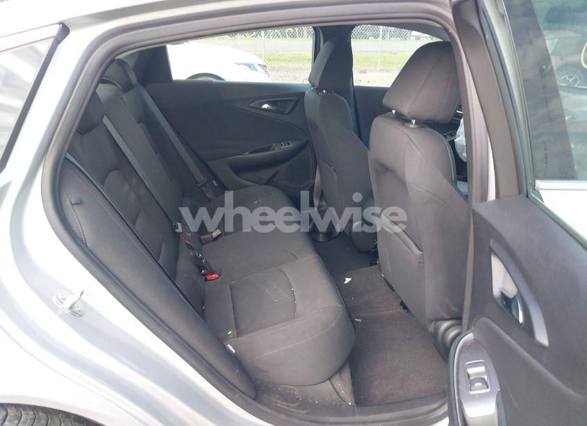 Photo 8 of 2021 Chevrolet Malibu FWD RS (VIN 1G1ZG5ST0MF015472)