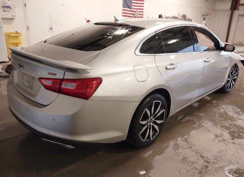 Photo 4 of 2021 Chevrolet Malibu FWD RS (VIN 1G1ZG5ST0MF038136)