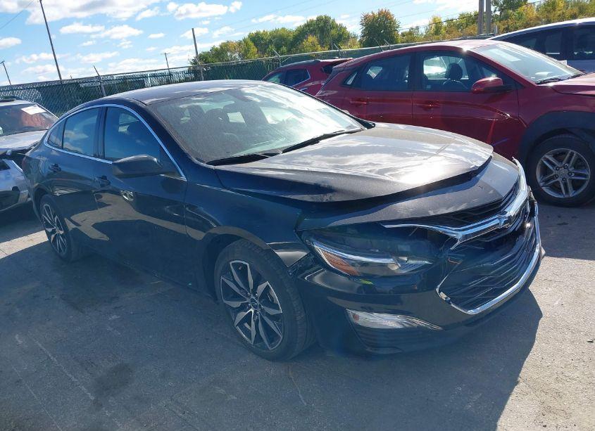 2022 Chevrolet Malibu FWD RS (VIN 1G1ZG5ST0NF193500) main photo