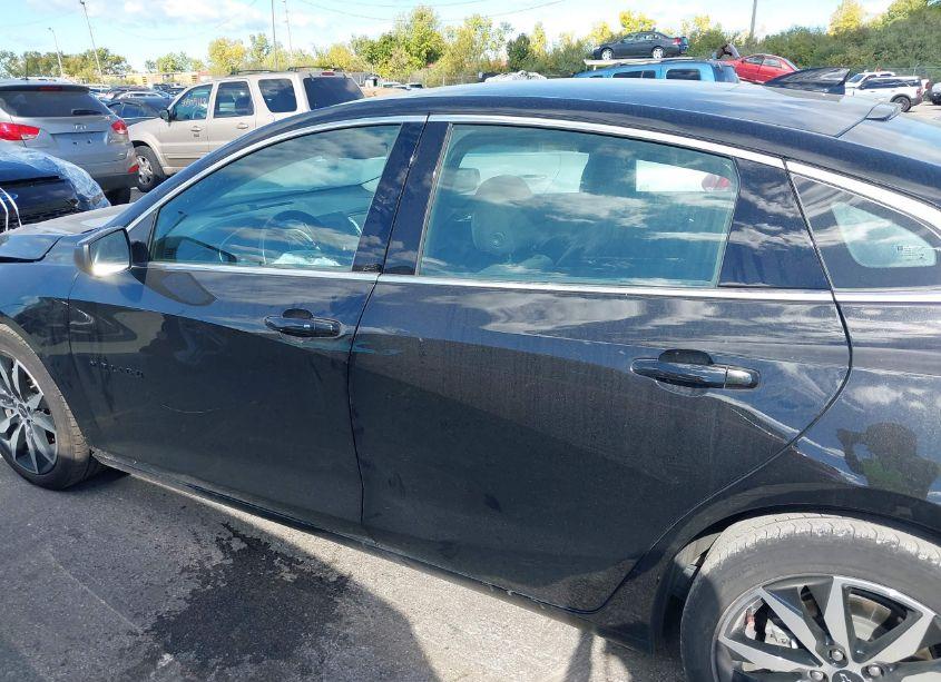 Photo 14 of 2022 Chevrolet Malibu FWD RS (VIN 1G1ZG5ST0NF193500)