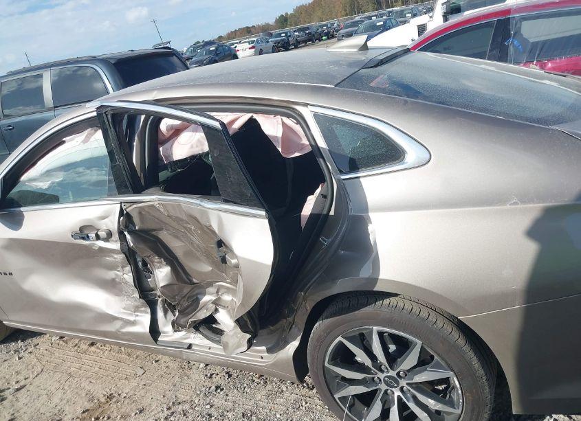 Photo 14 of 2024 Chevrolet Malibu FWD RS (VIN 1G1ZG5ST0RF250932)