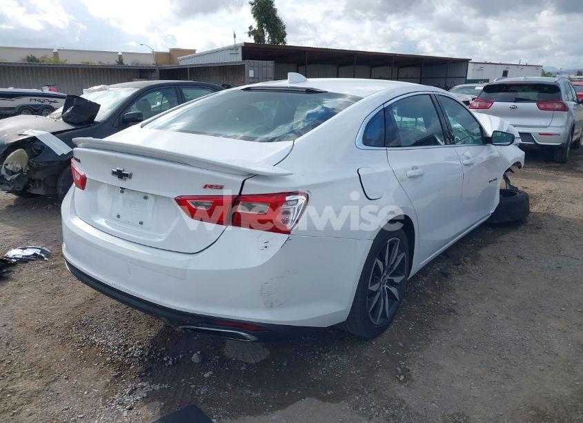 Photo 4 of 2020 Chevrolet Malibu FWD RS (VIN 1G1ZG5ST1LF131617)