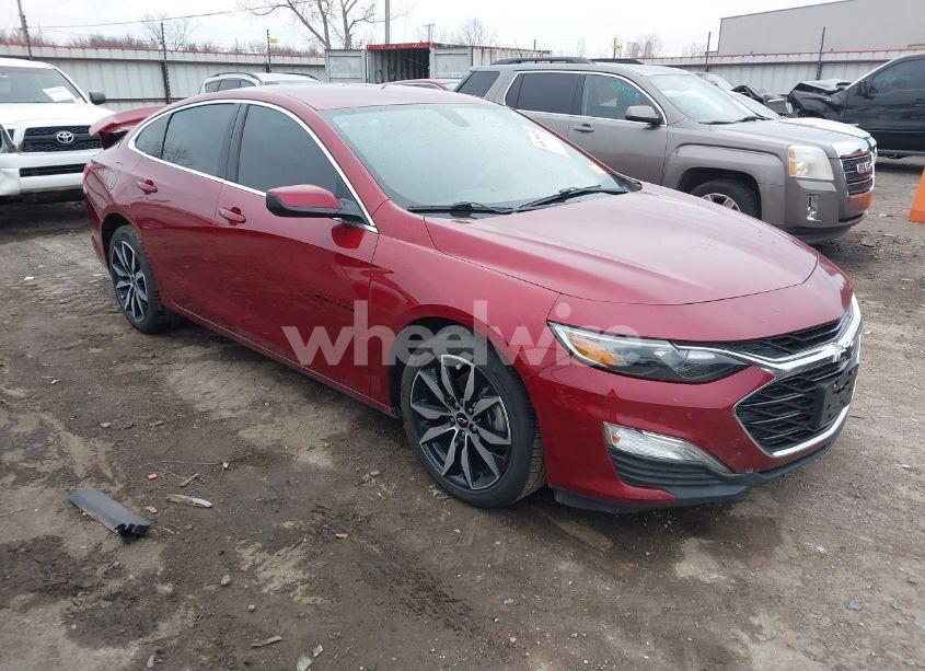 2020 Chevrolet Malibu FWD RS (VIN 1G1ZG5ST1LF134954) main photo