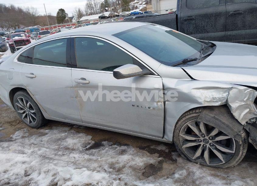 Photo 13 of 2020 Chevrolet Malibu FWD RS (VIN 1G1ZG5ST1LF149793)