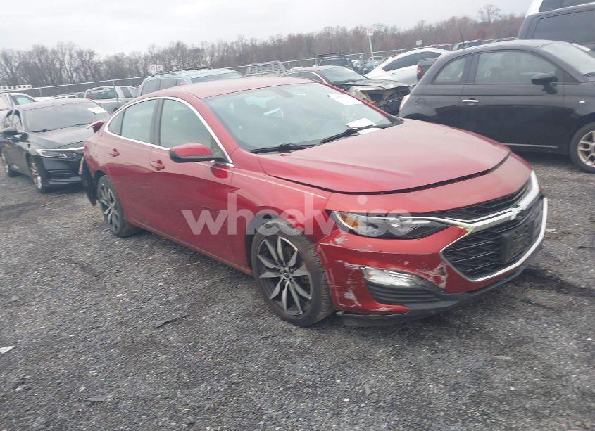 2021 Chevrolet Malibu FWD RS (VIN 1G1ZG5ST1MF009762) main photo