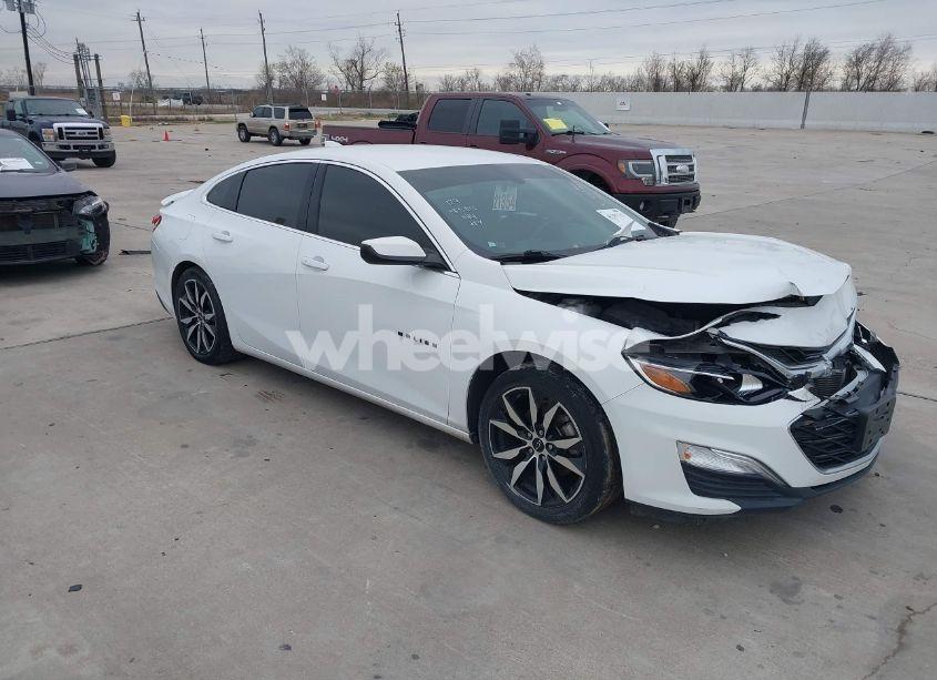 2021 Chevrolet Malibu FWD RS (VIN 1G1ZG5ST1MF039263) main photo